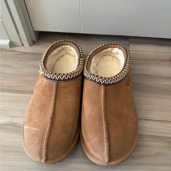 UGG Tasman Slippers - Picture 1 of 3